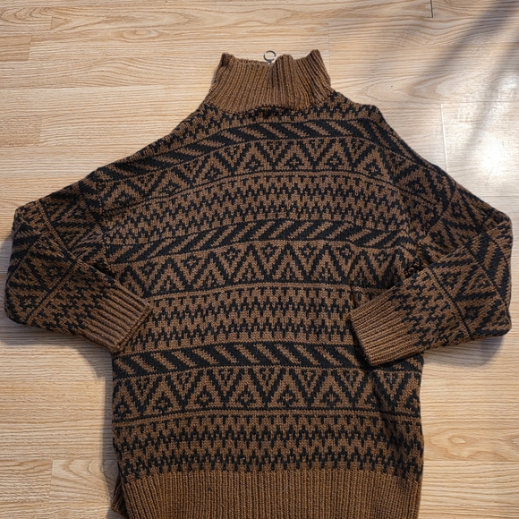 Aerie Women's Black and Brown Zip-Up Sweater - Picture 5 of 6